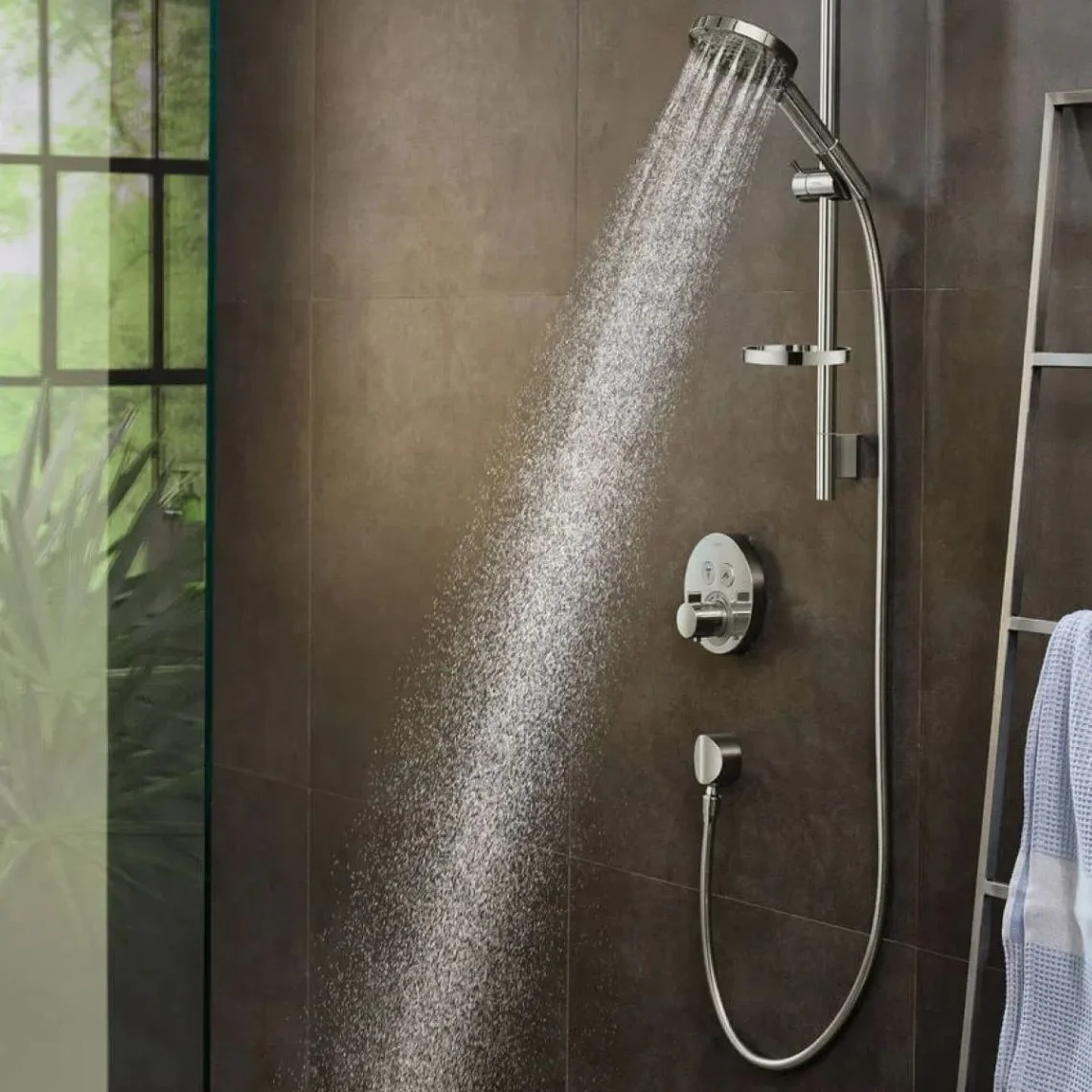 Шланговое подключение Hansgrohe FixFit S с обратным клапаном, Brushed Bronze (26453140) - Фото 2