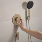 Шлангове підключення Hansgrohe FixFit Fine S, Brushed Bronze (28882140) - Фото 2