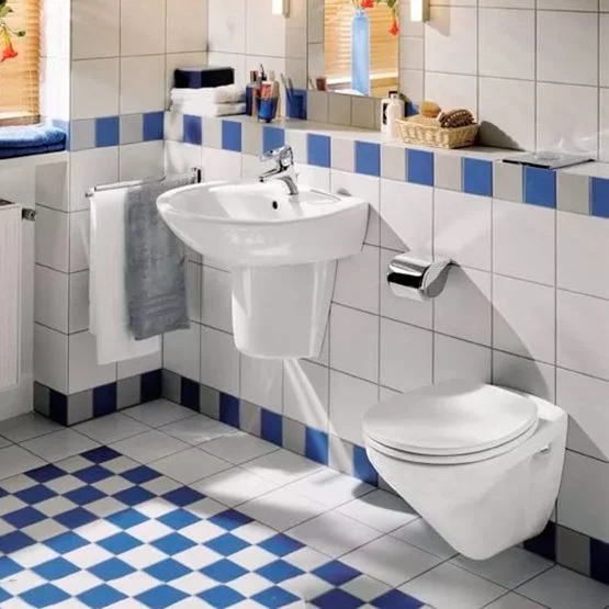 Унітаз підвісний Villeroy & Boch Omnia Classic (76821001) - Фото 2