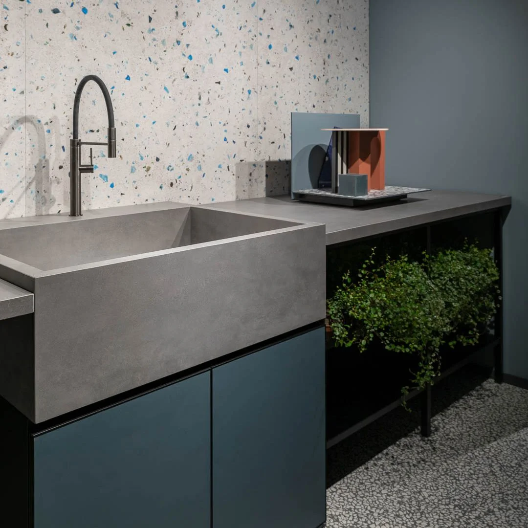 Керамогранитная плита для столешниц Florim, Cement Dark Gray Velvet Stuoiato Su 160х320 см 12 мм (751296) - Фото 2