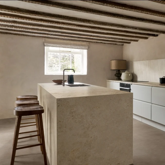Керамогранітна плита для стільниць Marazzi, Grande Stone Look Jura Beige Satin Puro Stuoiato 3D Ink 162х324 12 мм (MPGV) - Фото 2