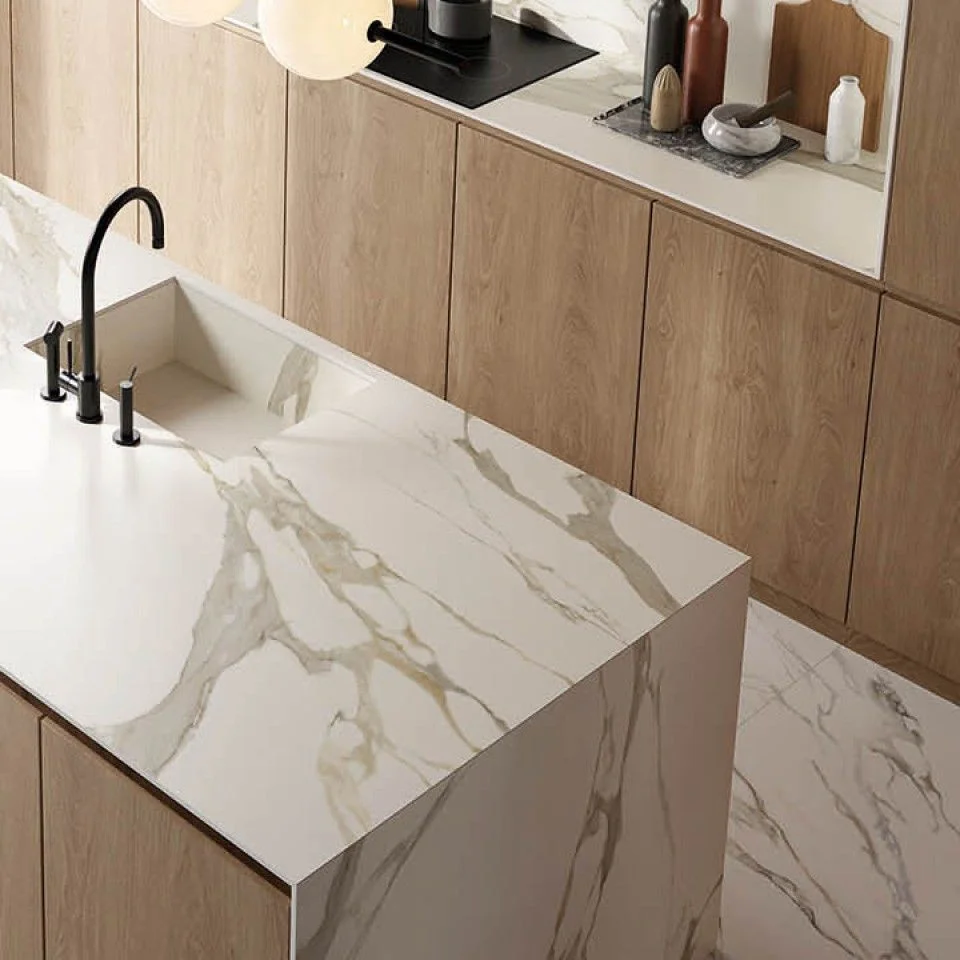 Керамогранитная плита для столешниц ABK Stone, Marble Calacatta Michelangelo 163,5x323 Soft 20 мм (PF60011459) - Фото 2
