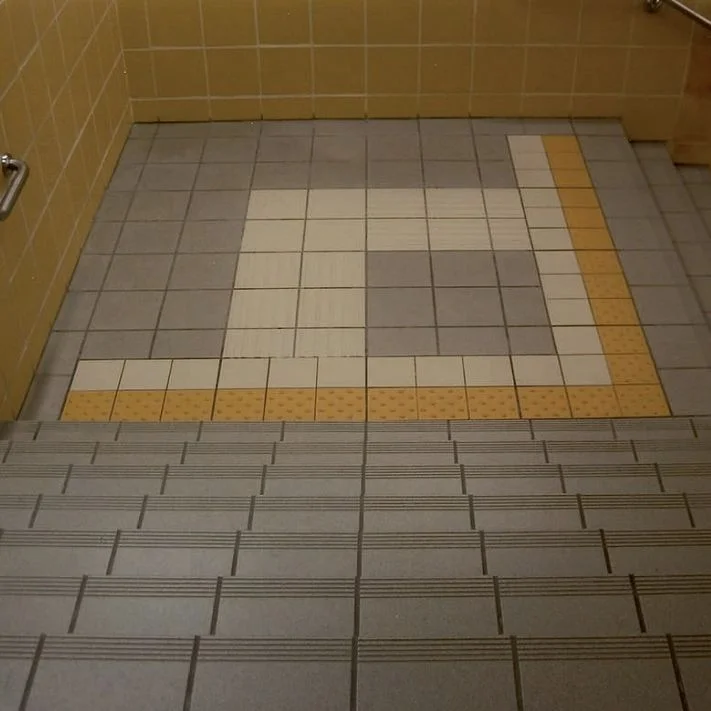 Керамогранит тактильный для незрячих и слабовидящих Casalgrande Padana Tactile Tondi Giallo 20x20 - Фото 3