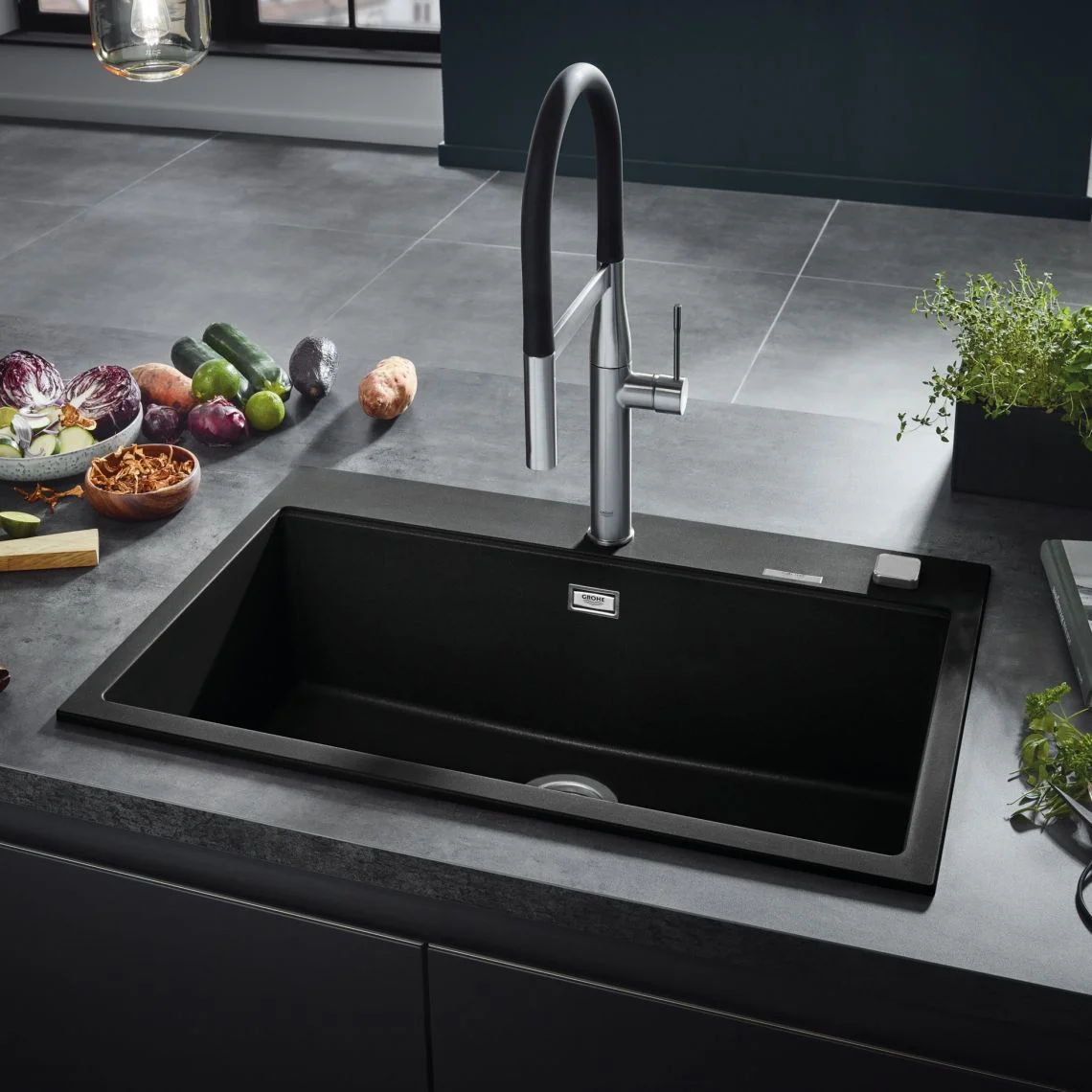 Змішувач для кухні Grohe Essence New, сталь / чорний (30294DC0) - Фото 2
