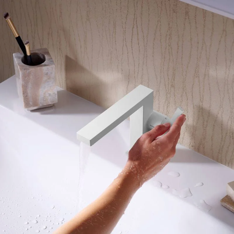 Смеситель для умывальника Hansgrohe Tecturis E 240 Fine CoolStart, Matt White (73070700) - Фото 2
