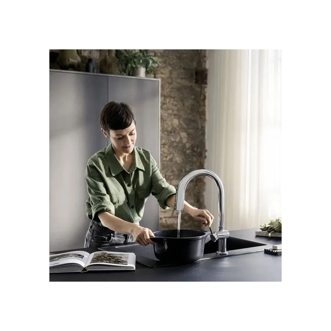Смеситель для кухни Hansgrohe Aqittura M91 SodaSystem 210, 1jet, pull-out, Sbox, сет, Chrome (76836000) - Фото 2