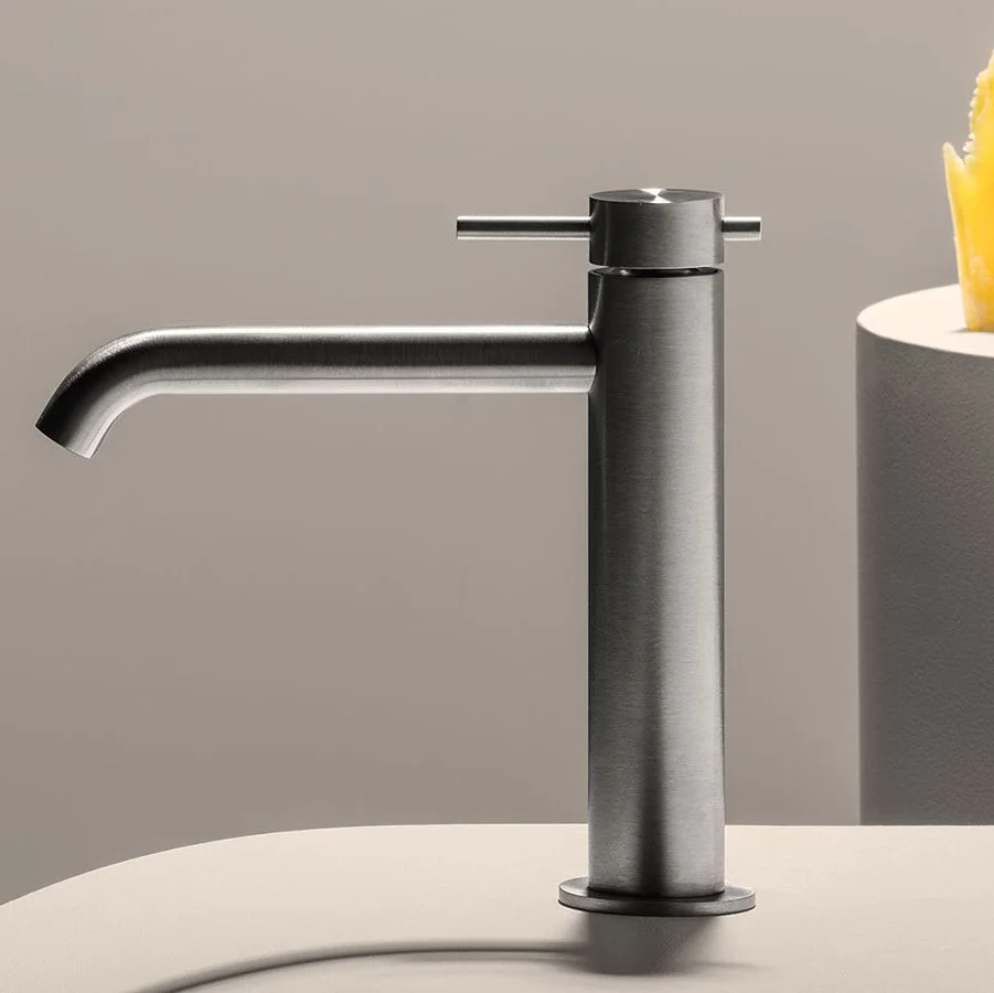 Смеситель для умывальника Zucchetti Helm, удлинённый излив, Brushed Stainless Steel (ZHE688.X) - Фото 2