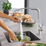 Смеситель кухонный для мойки GROHE Essence (30270000) - Фото 3
