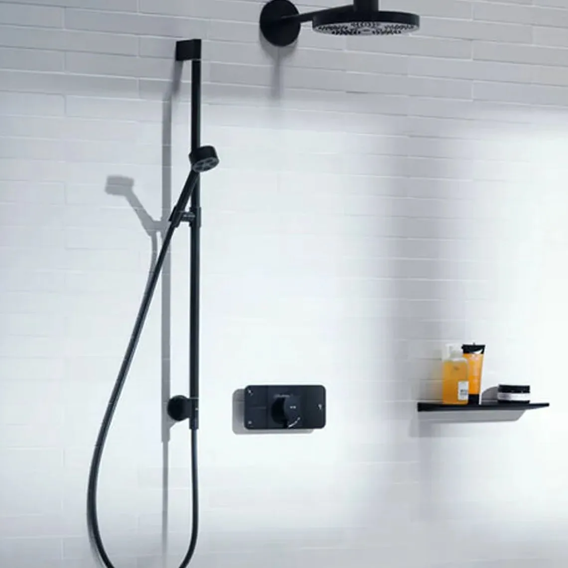 Душевой набор AXOR One 75 1jet EcoSmart с настенным подключением, Brushed Black Chrome (48791340) - Фото 2