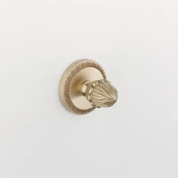 Крючок THG Malmaison metal, soft matt gold (U93-F31-517) - Фото №1